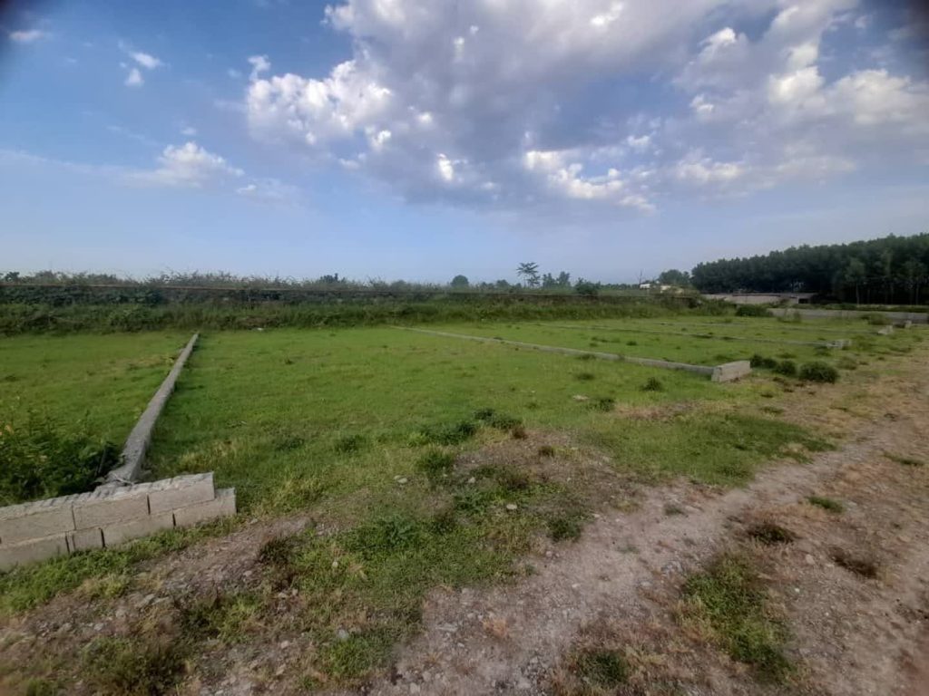 زمین چمستان مسکونی